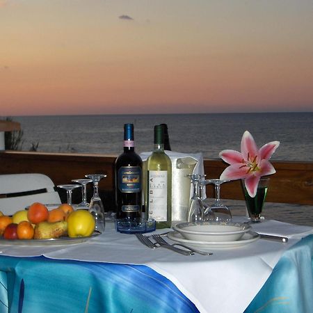 Hotel Villa Ombrosa ปอร์โตแฟร์ราโย ภายนอก รูปภาพ